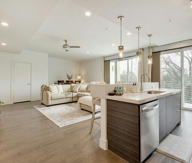 property at 604 N Bluff Dr