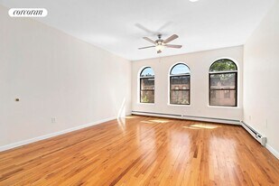 535 W 142nd St in New York, NY - Building Photo