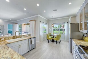 6582 Monterey Point in Naples, FL - Building Photo
