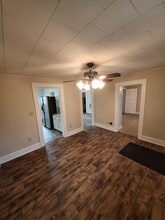 5771 Seneca Trail S in Ronceverte, WV - Foto de edificio - Building Photo