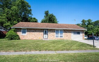 3926 Malibu Dr in Indianapolis, IN - Building Photo