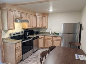 Village Green Apartments in Lowville, NY - Foto de edificio - Building Photo