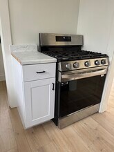 1313 17th St in Santa Monica, CA - Foto de edificio - Building Photo