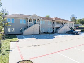 13165 Snow Ln in Willis, TX - Building Photo