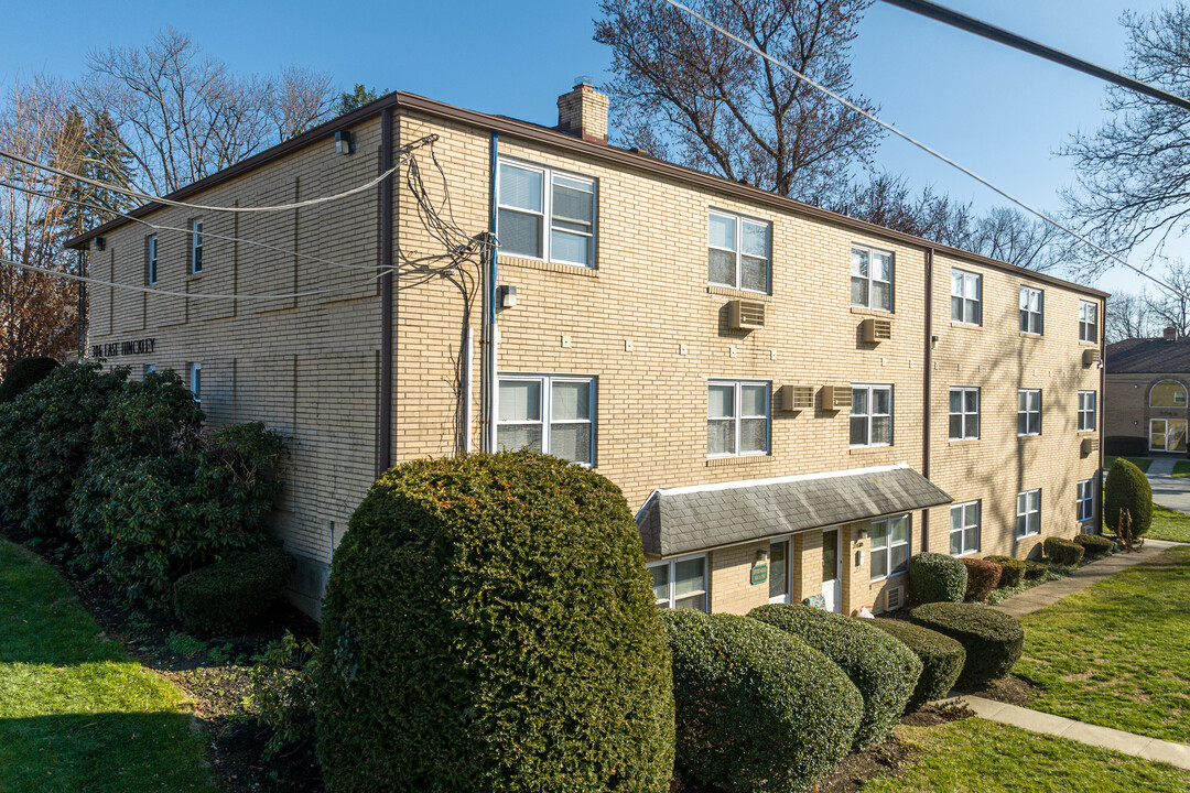 Ridley Station Apartments in Ridley Park, PA - Building Photo