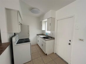 1280 NE 139th St in North Miami, FL - Building Photo - Building Photo