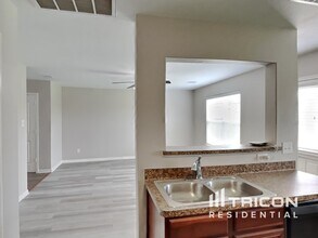 2503 Regatta Ln in La Marque, TX - Building Photo - Building Photo