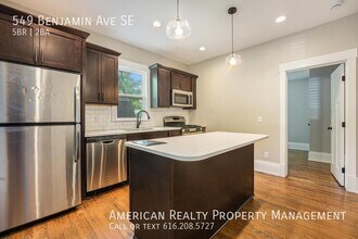 549 Benjamin Ave SE in Grand Rapids, MI - Building Photo - Building Photo