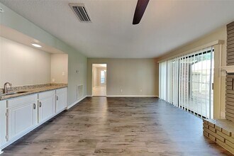 2615 Silver Falls Dr in Humble, TX - Building Photo - Building Photo
