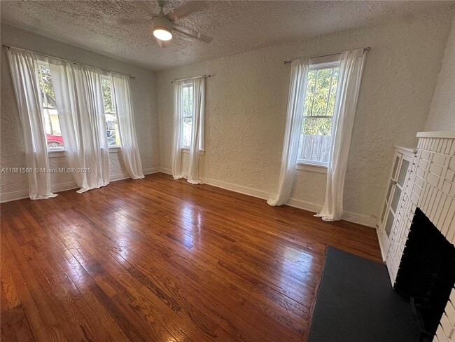 411 SW 19th St in Fort Lauderdale, FL - Building Photo - Building Photo