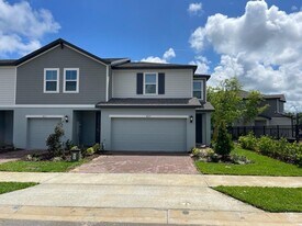407 Legacy Lp in Davenport, FL - Building Photo
