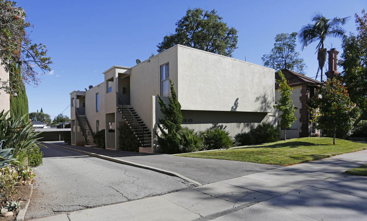 530 S Euclid Ave in Pasadena, CA - Foto de edificio