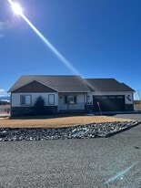 4305 Berkshire Rd in East Helena, MT - Building Photo