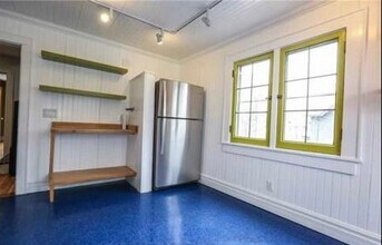 352 Canterbury Rd, Unit #2 in Rochester, NY - Building Photo - Building Photo