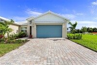 8986 St Lucia Dr in Naples, FL - Foto de edificio - Building Photo