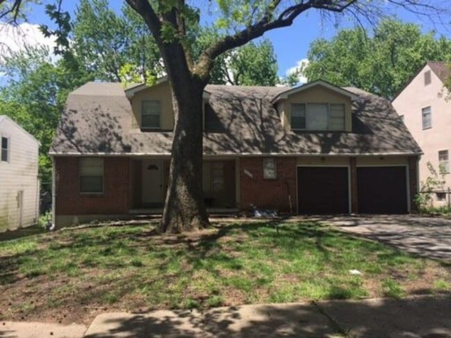 property at 7624 Baltimore Ave