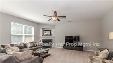 13027 Rothe House Rd in Charlotte, NC - Building Photo - Building Photo