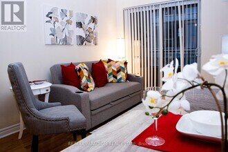 270 Wellington St W in Toronto, ON - Building Photo - Building Photo