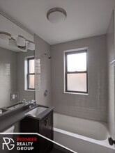 423 W Belden Ave, Unit 1 in Chicago, IL - Foto de edificio - Building Photo
