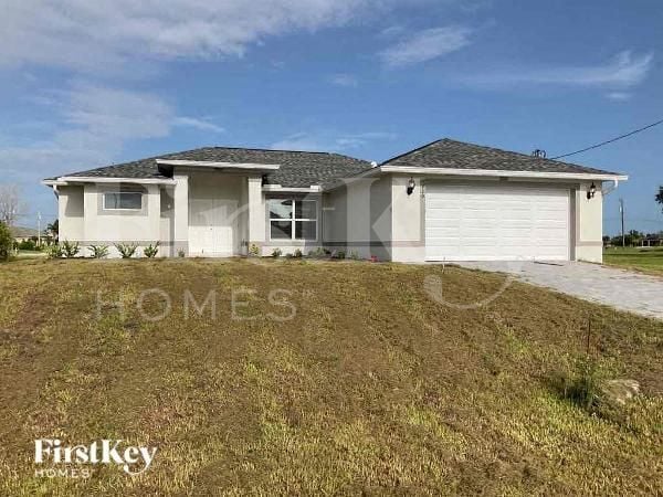 property at 920 NW Juanita Pl