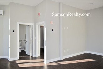 185 Washington Rd in Barrington, RI - Building Photo - Building Photo