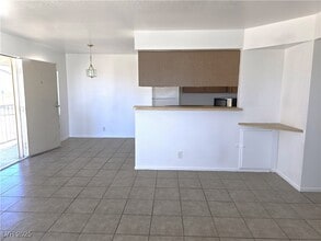 1812 Fulstone Way in Las Vegas, NV - Building Photo - Building Photo
