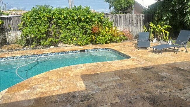 5771 NE 19th Ter in Fort Lauderdale, FL - Building Photo - Building Photo