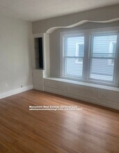 3573 W 120th St-Unit -Down in Cleveland, OH - Building Photo - Building Photo