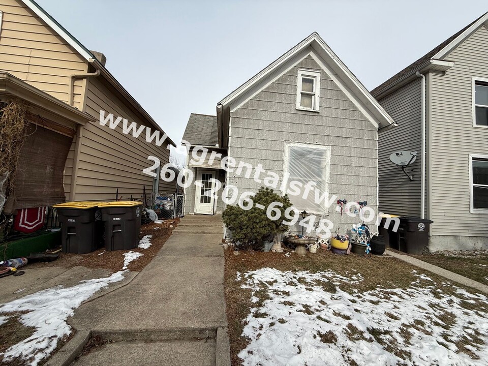 610 3rd St in Fort Wayne, IN - Building Photo