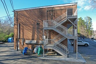 Hawthorne Hills in Winston-Salem, NC - Building Photo - Building Photo