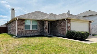 1007 Chilton Dr in Wylie, TX - Building Photo