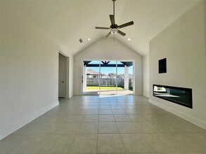 10602 Blossom River Dr in Sienna, TX - Building Photo - Building Photo