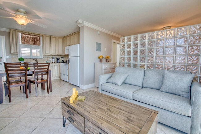 27954 Hickory Blvd in Bonita Springs, FL - Building Photo - Building Photo