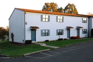 Perry Manor Apartments