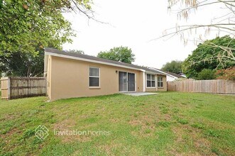 809 Greenbelt Cir in Brandon, FL - Building Photo - Building Photo