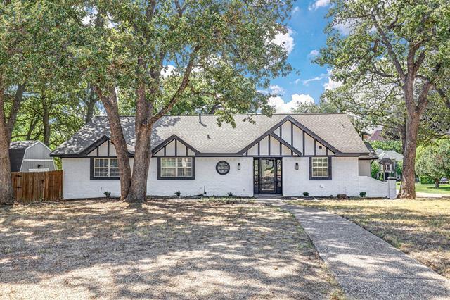 6004 Quails Path in Colleyville, TX - Building Photo