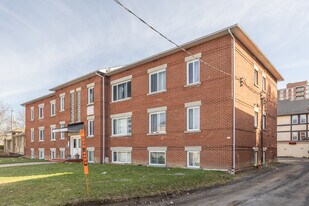 245 Alfred St in Ottawa, ON - Building Photo