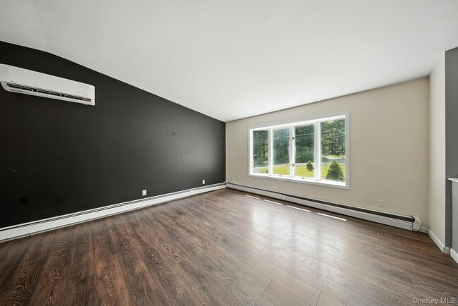 178 Mt Prosper Rd in Wurtsboro, NY - Building Photo - Building Photo