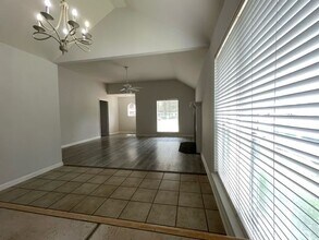 7646 Quorum Dr in Baton Rouge, LA - Building Photo - Building Photo