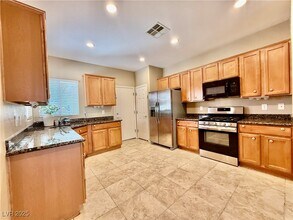 2708 Cheer Pheasant Ave in North Las Vegas, NV - Building Photo - Building Photo
