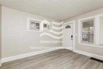 2415 Central Ave in Anderson, IN - Foto de edificio - Building Photo