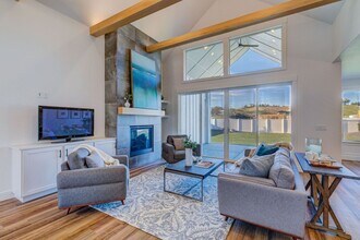 8800 W Fawn Brook St in Boise, ID - Building Photo - Building Photo