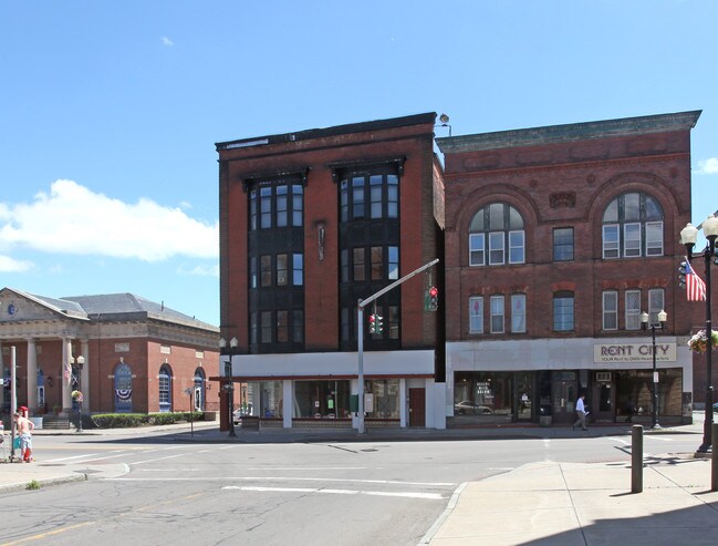 87 Castle St