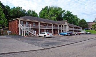 512-536 Rhodwin Ave in Maryville, TN - Building Photo