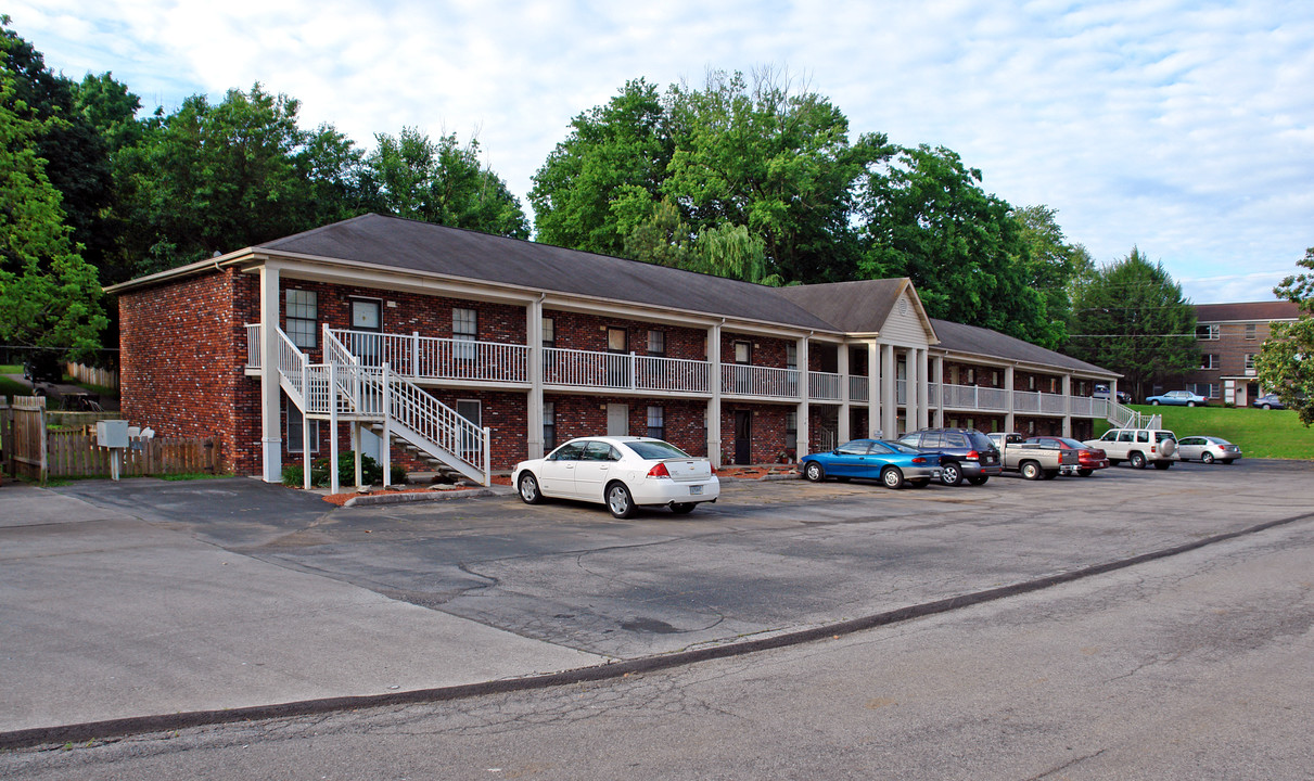 512-536 Rhodwin Ave in Maryville, TN - Building Photo