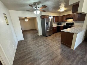 5520 17th St in Lubbock, TX - Building Photo - Building Photo