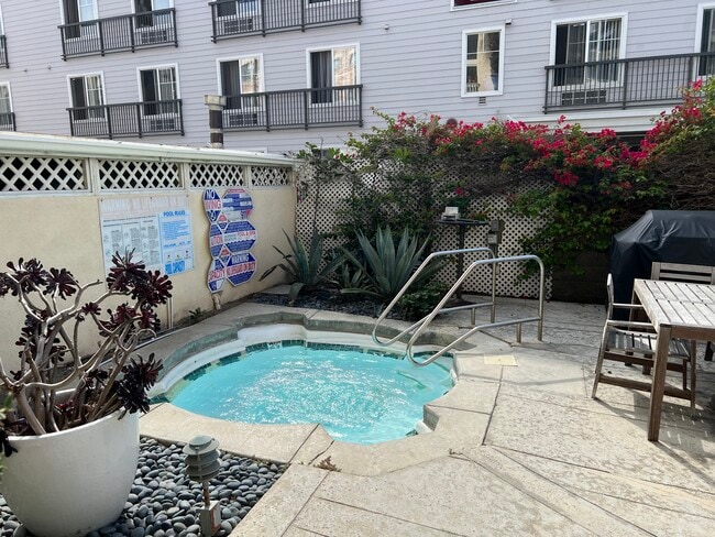 22 Navy St in Los Angeles, CA - Building Photo - Building Photo