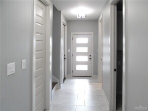 19 New Combs Rd in Harlingen, TX - Building Photo - Building Photo