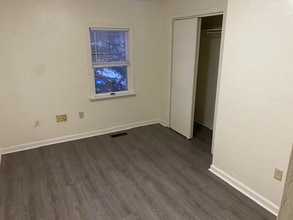 101 Vine St, Unit 3 in Saugus, MA - Foto de edificio - Building Photo