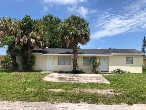 908 Mccray Ct in Fort Pierce, FL - Building Photo